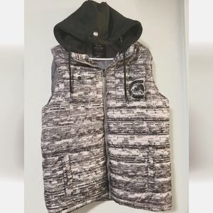 Ecko Unltd Hooded Puffer Vest Men's Size L Camo full zip up sleeveless